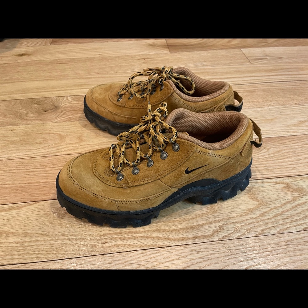 Nike lahar low wheat